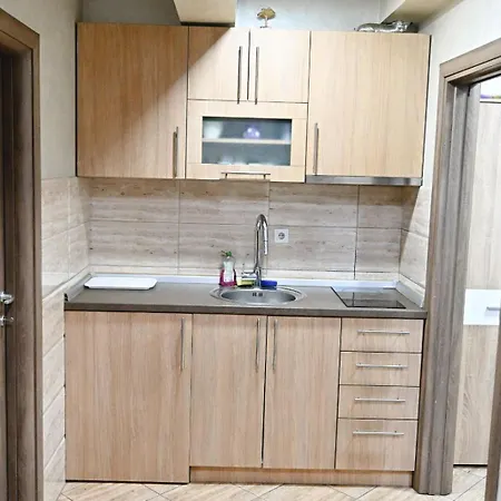 Kristina & Kriss 아파트 우지체