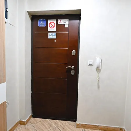 아파트 Kristina & Kriss